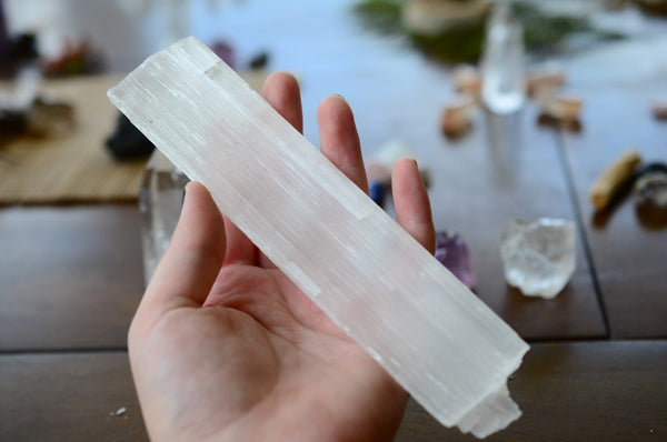 Selenite Crystal Meaning