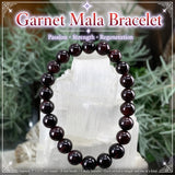 Mala granat armband með flauelspoka