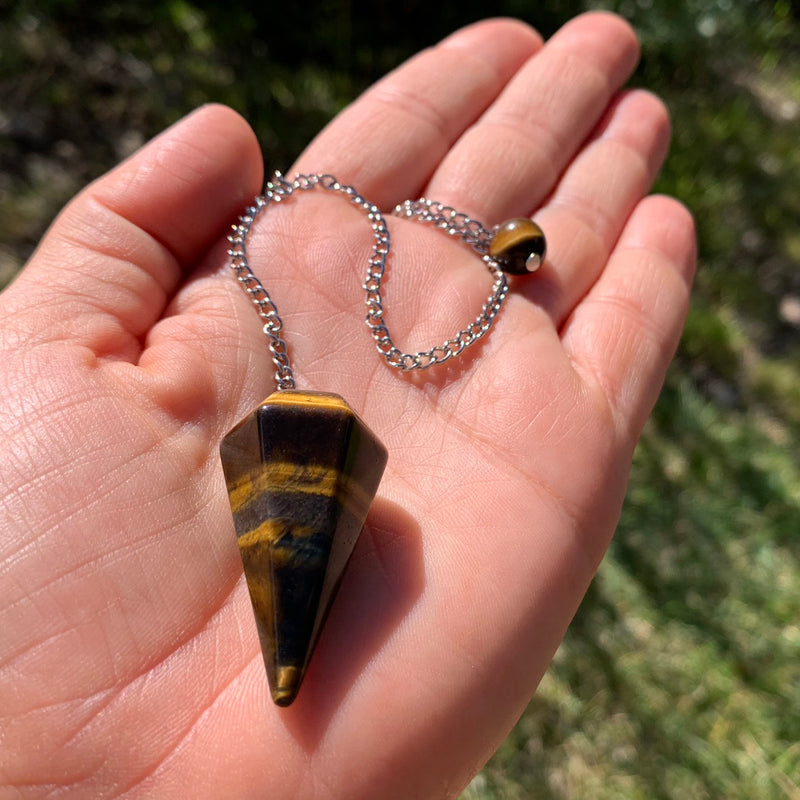 Amethyst Macramé Pendant Necklace