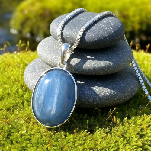 Z ARRON DESIGN Serenity Mondstein Kupferdraht-Anhänger-Halskette