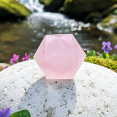 Rosenkvarts hellig geometri facetteret krystal