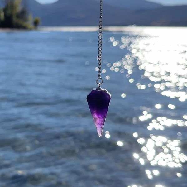 Κολιέ με κρεμαστό κόσμημα από Amethyst Macrame