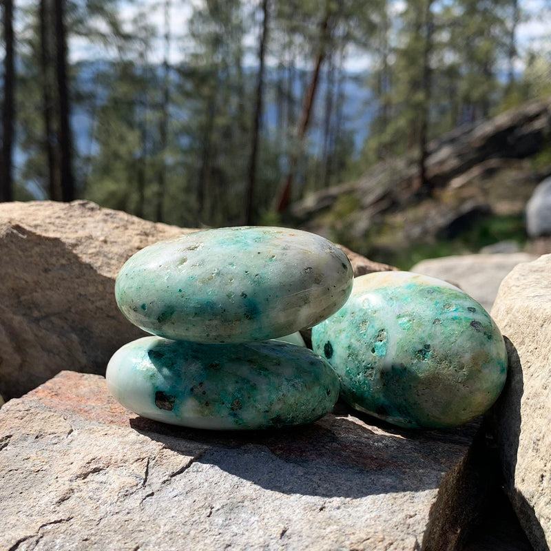 ÜCRETSİZ ÇEKİLİŞ! Chrysocolla Palmstone - (Sadece Kargo Ücretini Ödeyin)