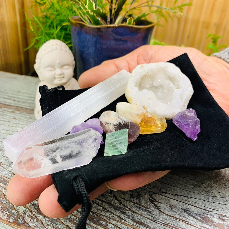 WORKING ON NAME THIS - 8-Piece Agate Geode + Selenite Set (+ Velvet Carry Bag) - collection
